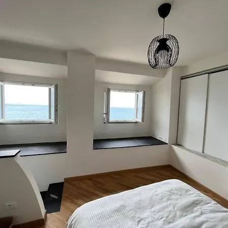 Brand New With Seaview & Private Parking Genoa